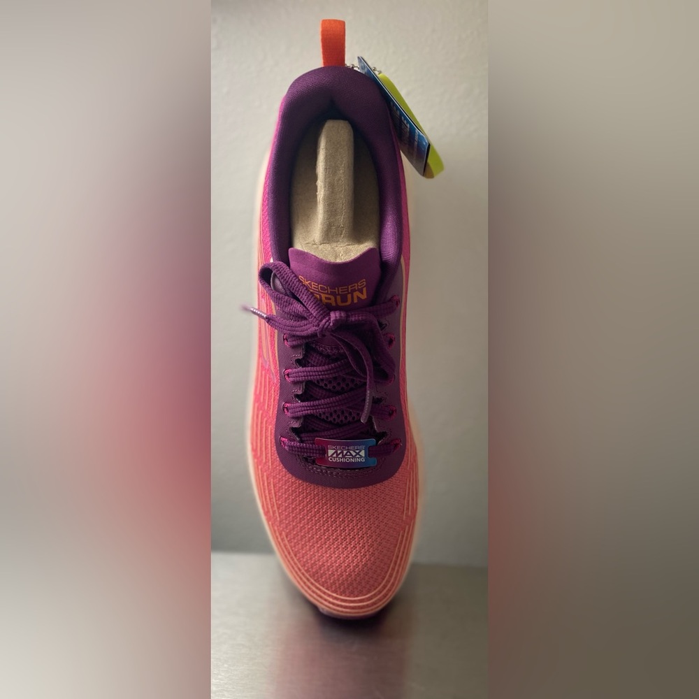 SKECHERS.. WOMENS MAX CUSHIONING SNEAKERS